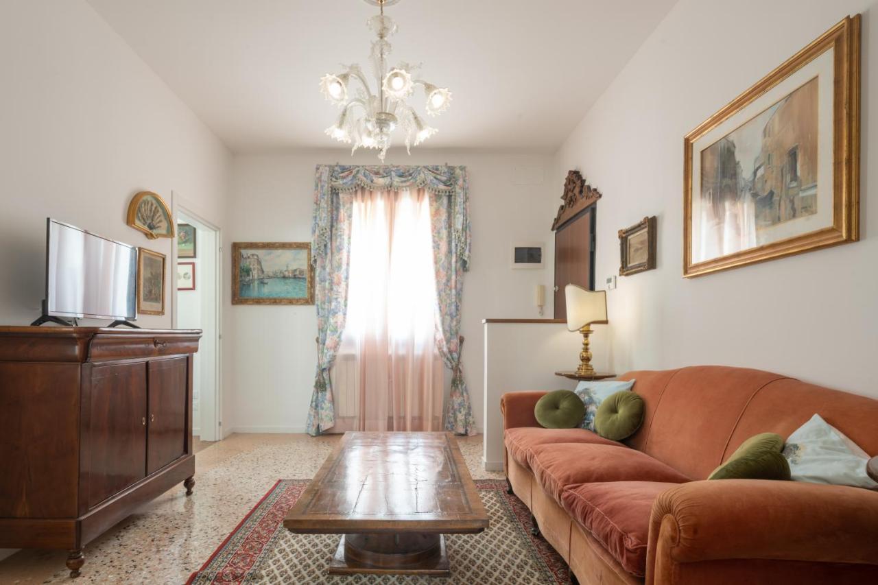 Tiepolo Apartment In The Biennale District R&R Wenecja Zewnętrze zdjęcie